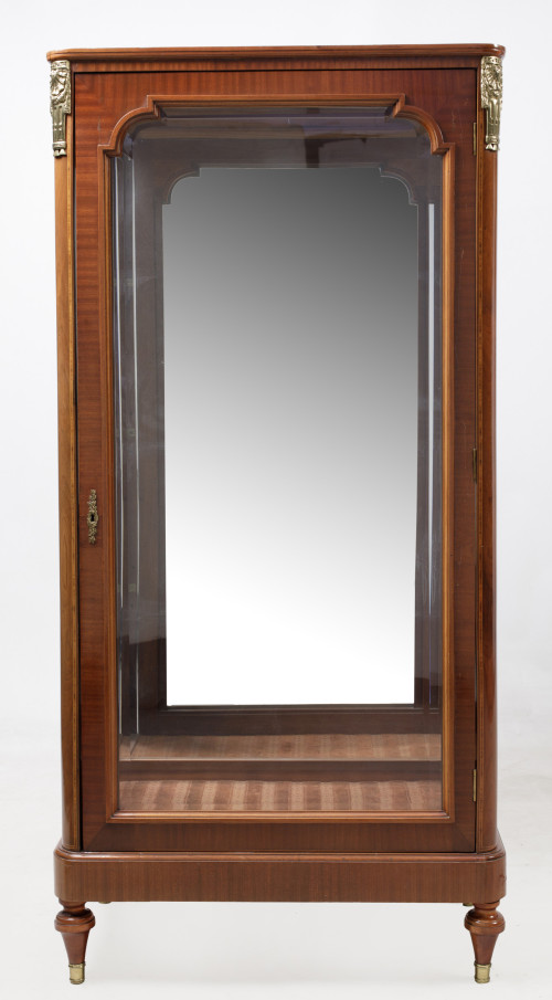 Showcase of French taste, Spain, 20th century