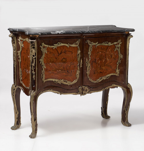 Mueble doble puerta estilo Luis XV