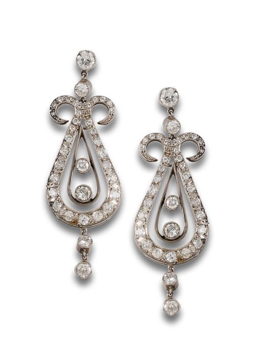 PENDIENTES LARGOS, ESTILO ART NOUVEAU, DE DIAMANTES, EN PLA