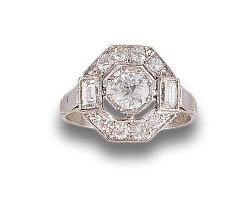 SORTIJA ESTILO ART DÉCO EN PLATINO Y DIAMANTES