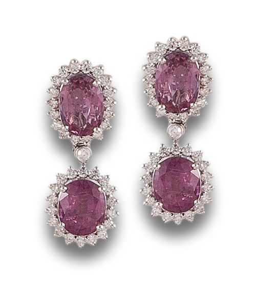 GOLD EARRINGS WITH PINK SAPPHIRES AND DIAMONDS