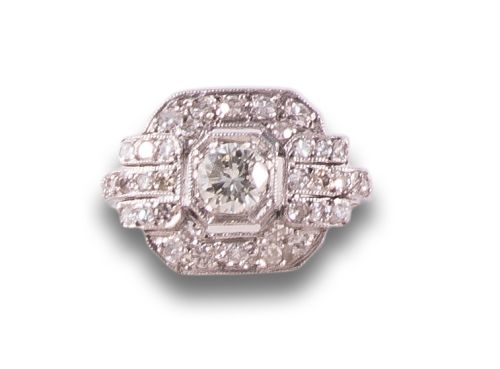 ART DECO STYLE DIAMONDS RING IN PLATINUM