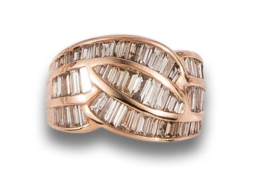 SORTIJA DE DIAMANTES, EN ORO AMARILLO