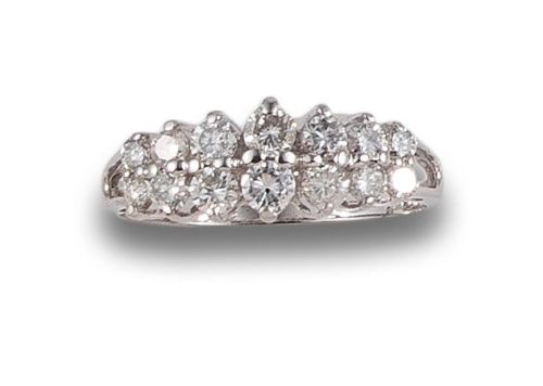 SORTIJA DE DIAMANTES Y ORO BLANCO