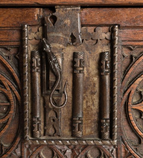 Cofre neogótico, posiblemente Francia, S.XIX