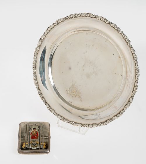 Russian silver cigarette case c. 1910, 84 zolotniks mark