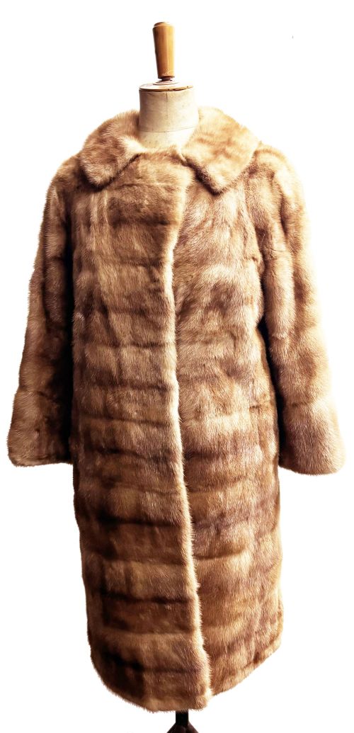 Abrigo de vison color canela