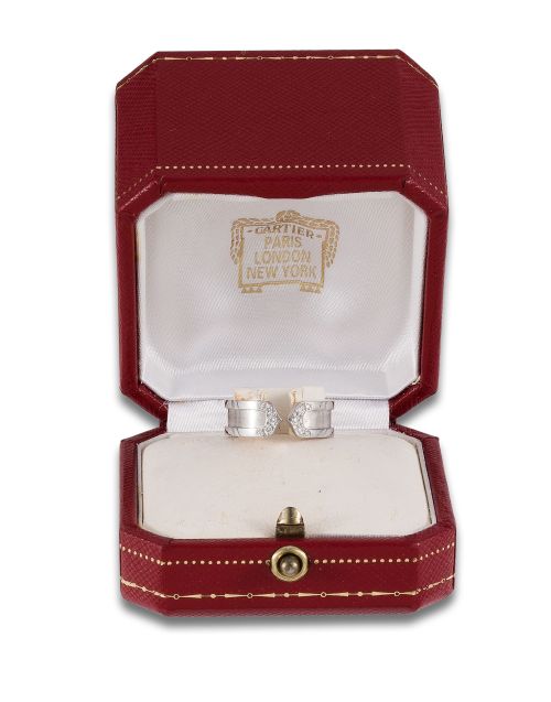 SORTIJA CARTIER EN ORO Y PLATINO CON DOBLE C DE DIAMANTES