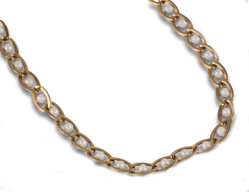 GARGANTILLA EN ORO CON SÍMIL DE PERLITAS