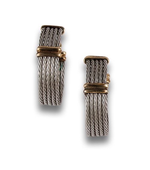 PENDIENTES EN ACERO Y ORO