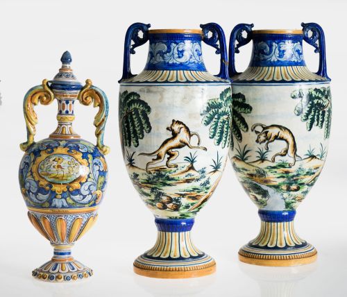 Ánfora de cerámica policromada y vidriada, Julián Montemayo