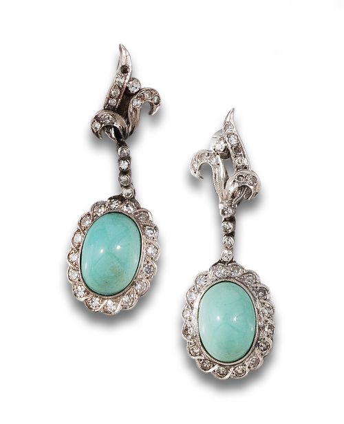 LARGOS PENDIENTES EN ORO CON DIAMANTES Y TURQUESAS