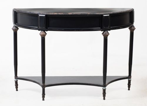 Consola de media luna siguiendo modelos del S. XIX, España,