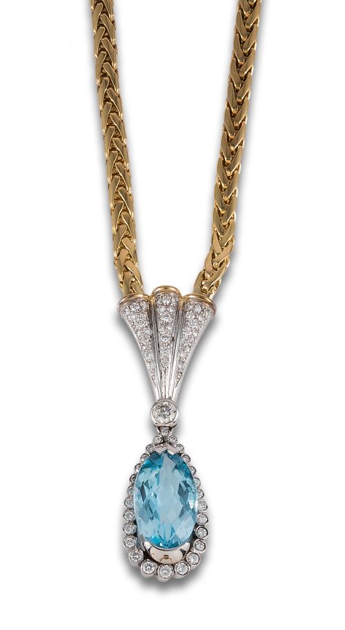 GARGANTILLA EN ORO CON TOPACIO Y DIAMANTES