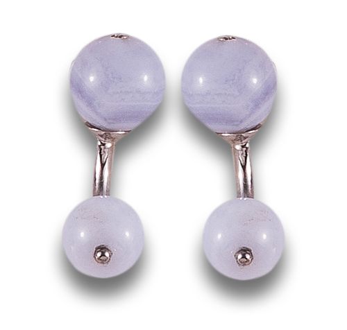 DOUBLE AGATE AND PINK SAPPHIRE CUFFLINKS, IN WHITE GOLD