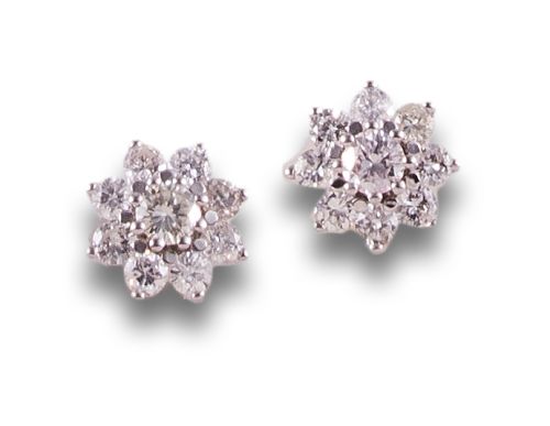 PENDIENTES FLORES DE DIAMANTES, EN ORO BLANCO