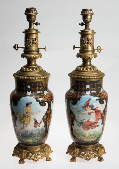 Pair of porcelain oil lamps