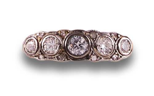 SORTIJA EN ORO Y PLATINO CON DIAMANES