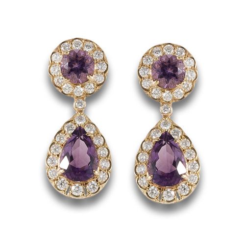 PENDIENTES EN ORO AMARILLO CON AMATISTAS Y DIAMANTES