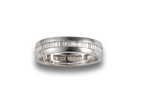 SORTIJA ALIANZA SIN FIN DE DIAMANTES, EN ORO BLANCO