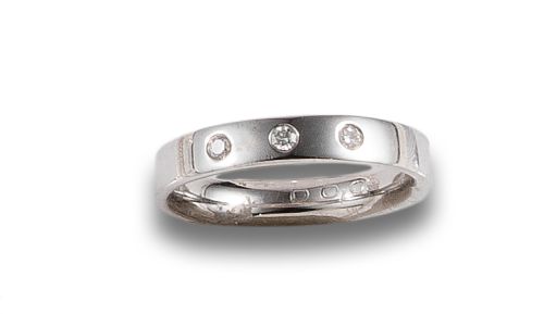 SORTIJA TRESILLO DE DIAMANTES, EN ORO BLANCO