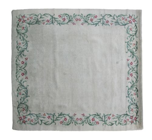 Alfombra de lana anudada a mano, España, med. S. XX