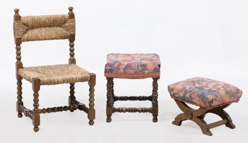 Dos taburetes, S. XX