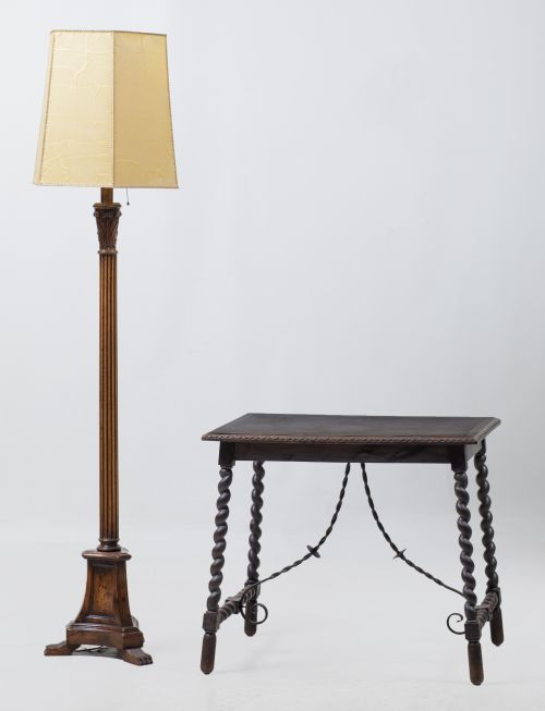 Lámpara de pie en forma de columna estriada, España, med. S