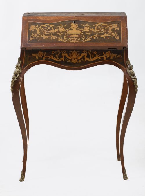Louis XV style lady&#39;s desk, 20th century
