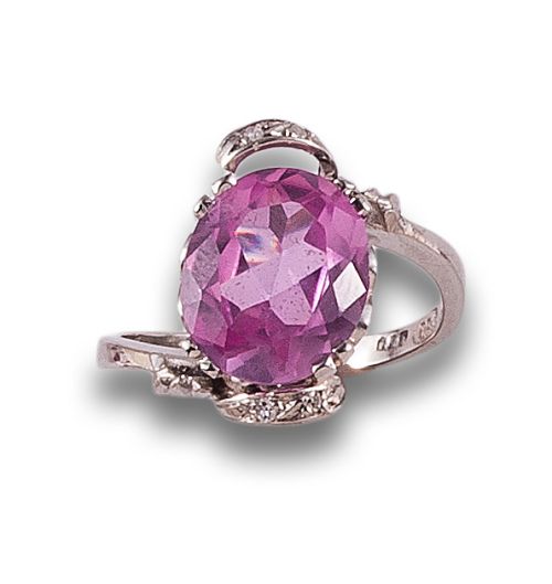 SORTIJA, ESTILO ANTIGUO, DE ROSA DE FRANCIA Y DIAMANTES, EN