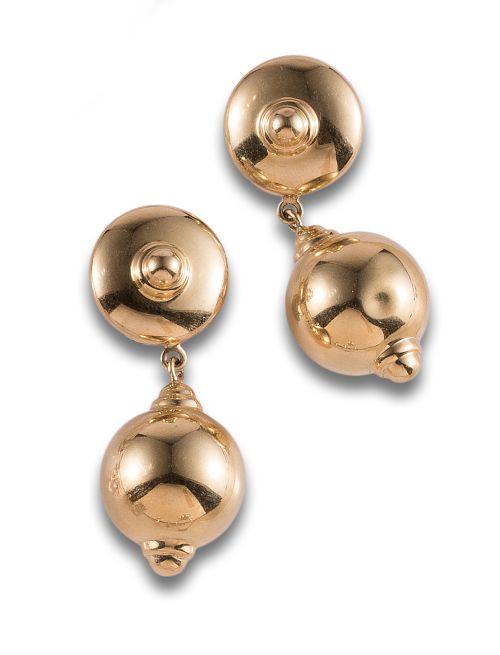 PENDIENTES LARGOS, AÑOS 80, DE ORO AMARILLO