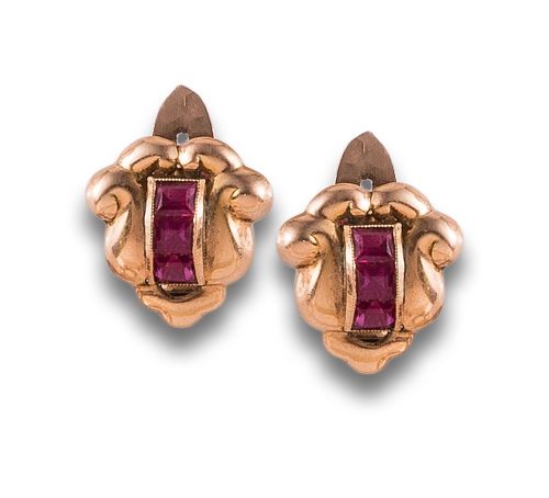 PENDIENTES CHEVALIER EN ORO Y RUBÍES