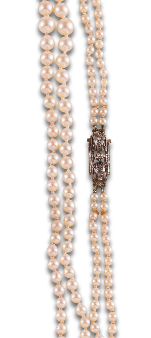 GARGANTILLA DE DOS HILOS DE PERLAS