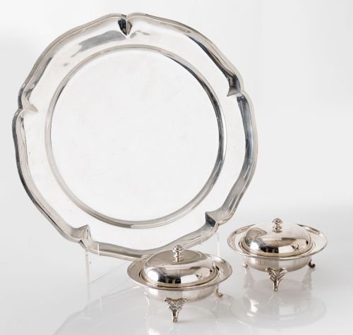 Fuente circular ingletada en plata sterling mejicana, S. XX