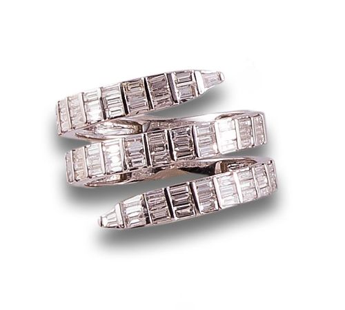 SORTIJA SERPIENTE DE DIAMANTES, EN ORO BLANCO