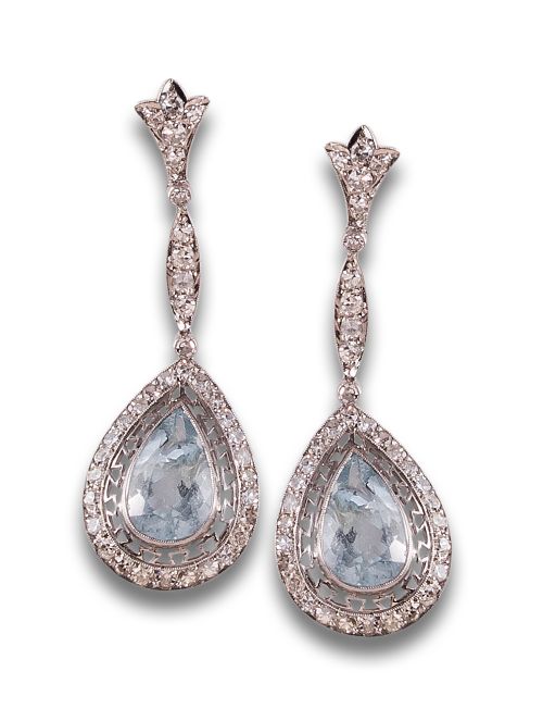 PENDIENTES, ESTILO ANTIGUO, DE AGUAMARINAS Y DIAMANTES, EN