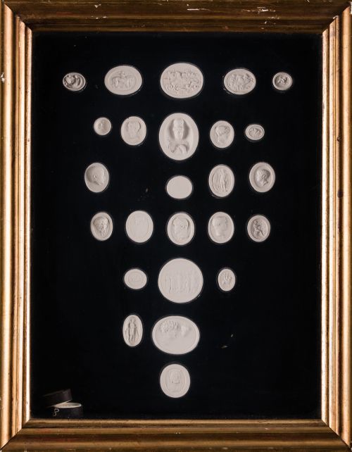 Colección de 27 antiguas improntas en escayola