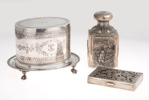 Recipiente para galletas de plata española ley 916, S. XX