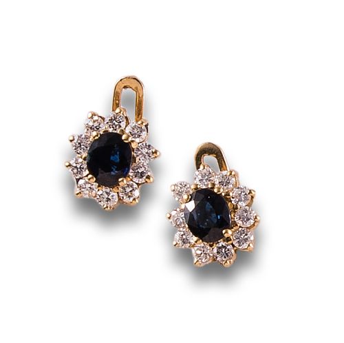 YELLOW GOLD EARRINGS WITH SAPPHIRE AND DIAMONDS
