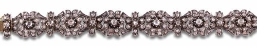 PULSERA CA. 1900 EN ORO Y PLATA CON DIAMANTES