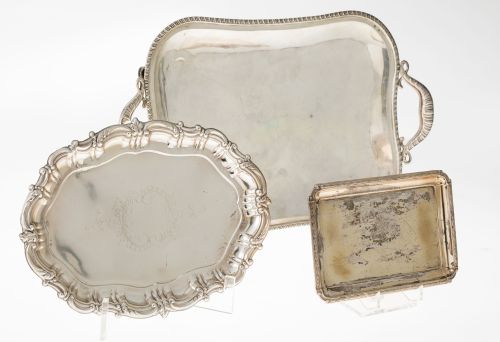 Bandeja rectangular de plata española ley 916. S. XX