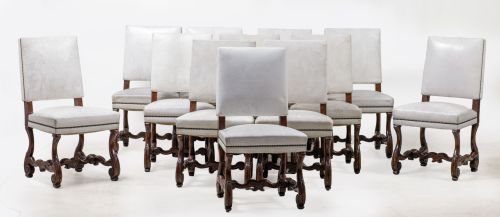 Doce sillas de estilo Luis XIV, med. S. XX