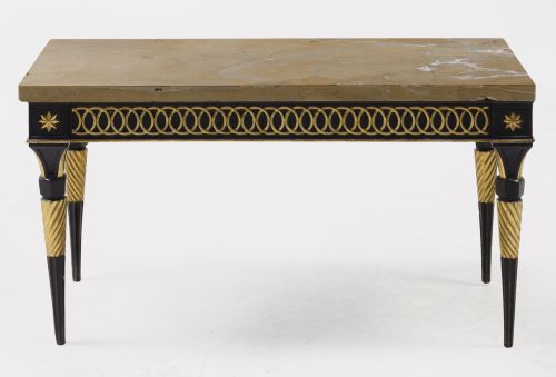 Mesa de café siguiendo modelos franceses, S. XX