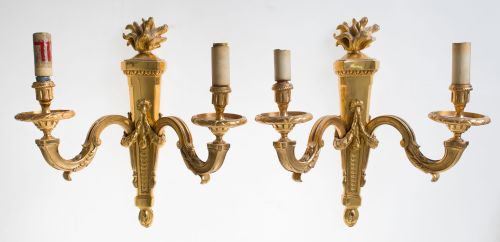 Pareja de apliques de estilo Luis XVI, S. XX