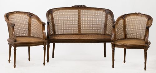 Canapé y pareja de butacas de estilo Luis XVI, España, med.