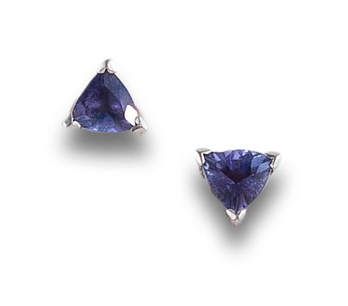 PENDIENTES EN ORO CON TANZANITAS