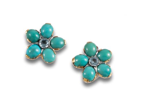 PENDIENTES FLORES DE TURQUESAS Y AGUAMARINAS, EN ORO AMARIL