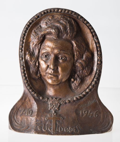 MARIANO  BENLLIURE, "Retrato de dama", Relieve de bronce pa