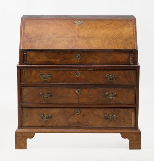 "Desk on stand" de estilo Jorge III, Inglaterra, S. XX