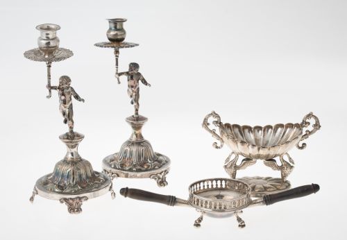 Lote de dos chofetas de plata española ley 916, S. XX